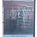 Gülen Gözler VHS Kaset (Çok Nadir)