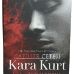 Kara Kurt-Katiller Çetesi 5.Kitap-J. A. Redmerski (Ciltli,Şömizli)