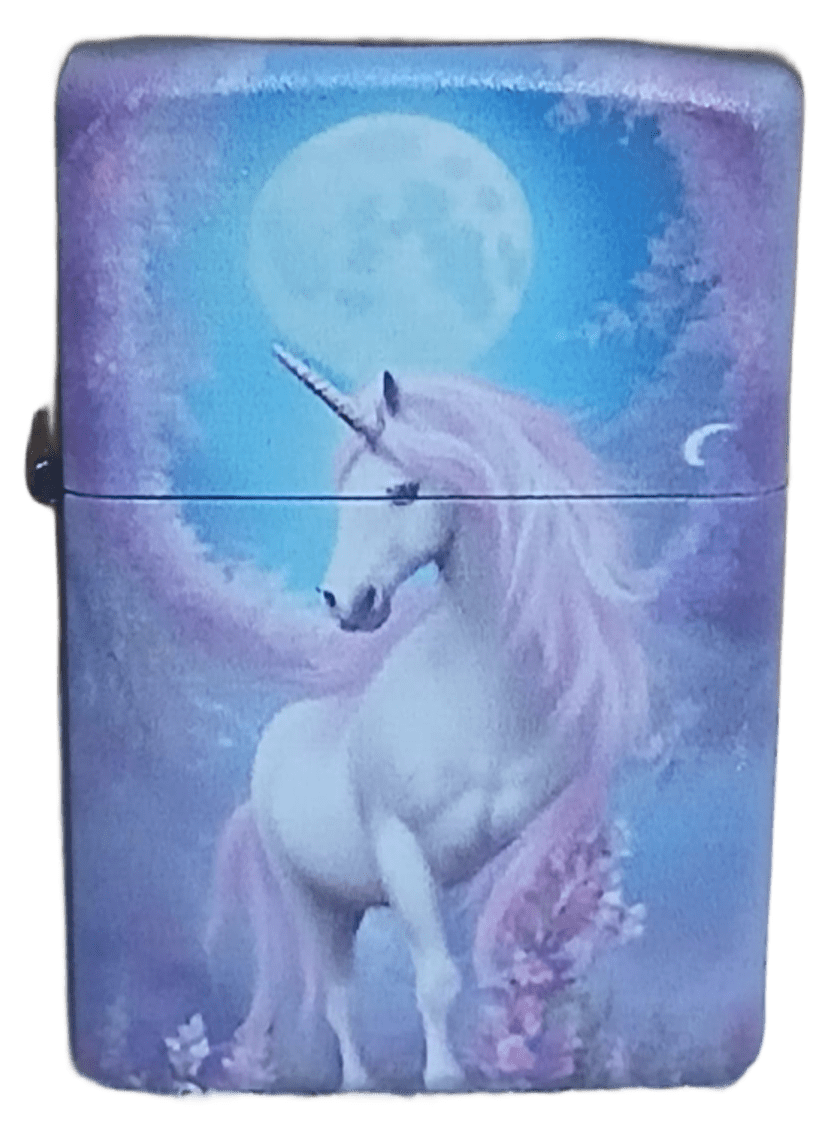 at Tek Boynuzlu At Baskılı Zippo Tarzı Benzinli Çakmak Siyah - Görsel 1