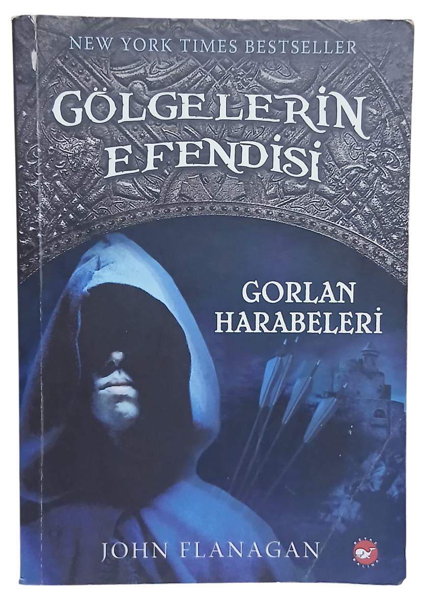gölge-Photoroom Gölgelerin Efendisi 1 Gorlan Harabeleri-John Flanagan - Görsel 1