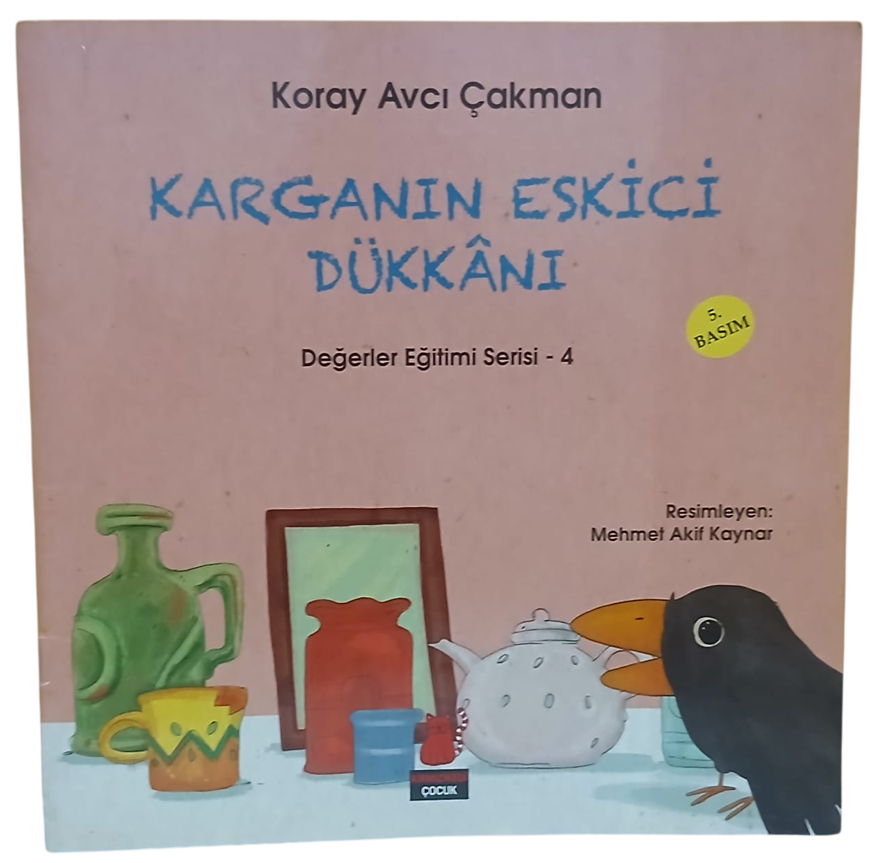 karga 2-Photoroom (1) Karganın Eskici Dükkanı-Koray Avcı Çakmak - Görsel 1
